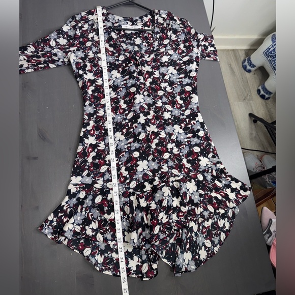 Veronica Beard Franklin Printed Silk Dress - Picture 11 of 11